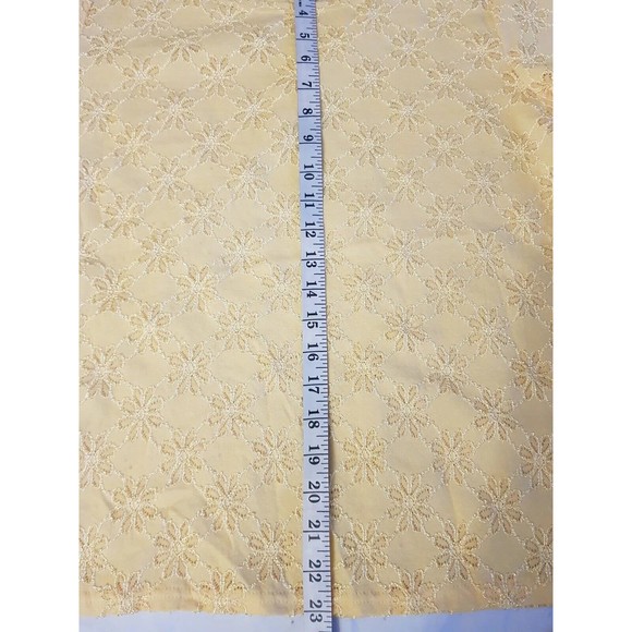 Covington Womens Blouse Size Large Floral Yellow Short Sleeve Embroidered Thread - Picture 7 of 16